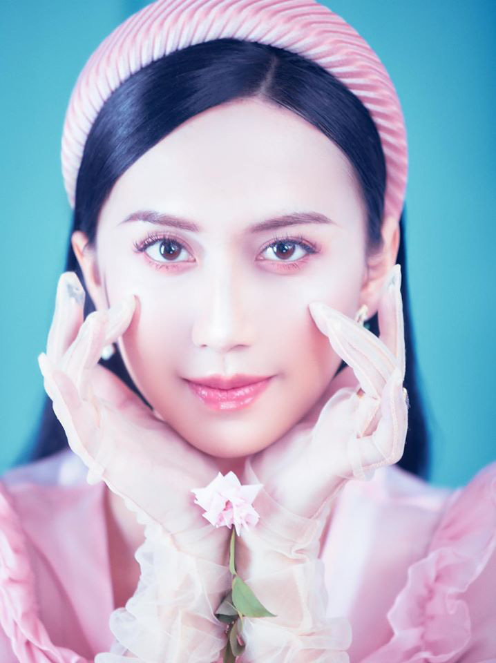 Lynk Lee đọ sắc chẳng thua chị kém em bên Khánh Thi - MC Phí Linh: Visual rạng rỡ, quyến rũ miễn bàn! - Ảnh 7. Lynk Lee đọ sắc chẳng thua chị kém em bên Khánh Thi - MC Phí Linh: Visual rạng rỡ, quyến rũ miễn bàn! - Ảnh 7.