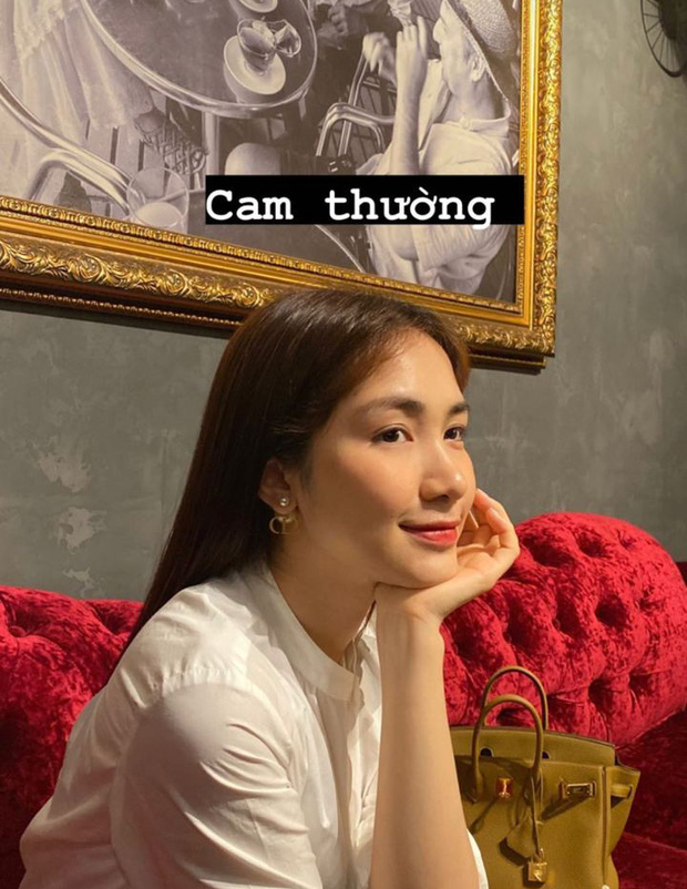 Mỹ nhân Vbiz tự bóc trần khuyết điểm: Hoà Minzy gây sốc với mặt mụn chi chít, Mai Phương Thuý như người khác với 0% make up - Ảnh 8. Mỹ nhân Vbiz tự bóc trần khuyết điểm: Hoà Minzy gây sốc với mặt mụn chi chít, Mai Phương Thuý như người khác với 0% make up - Ảnh 8.